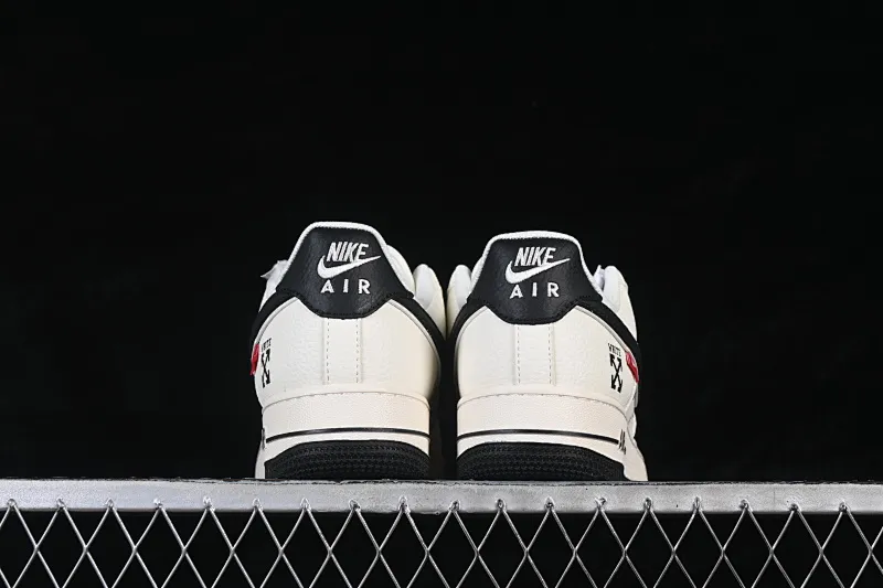 All categories Nk Air Force 1 Air Force series Nk Air Force 1 Low Air Force low top Nike Air Force 1'07 Low joint beige black hook Air Force 1 low top casual sneakers SM6668-117